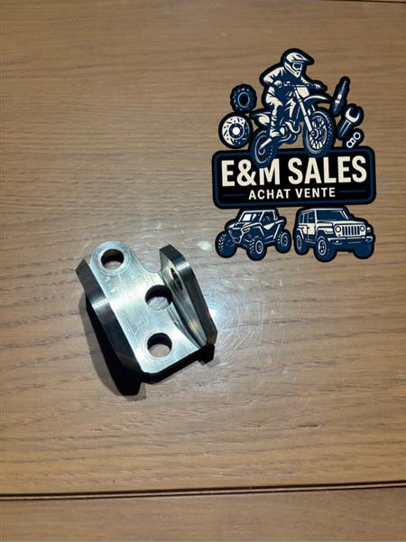 Support Cales Pied Droit 450 YZF 2023-2025, 250 YZF 2024-2026