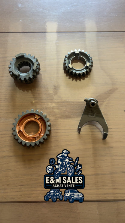 Pignons et fourchette 250 YZ 2005-2026